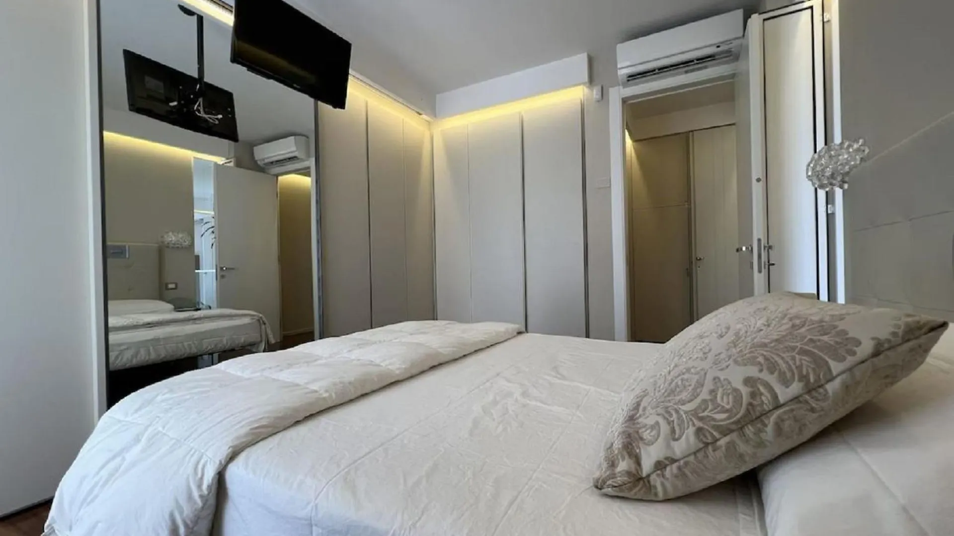 Apartment Casa With Private Pool - Forte Dei Marmi Querceta