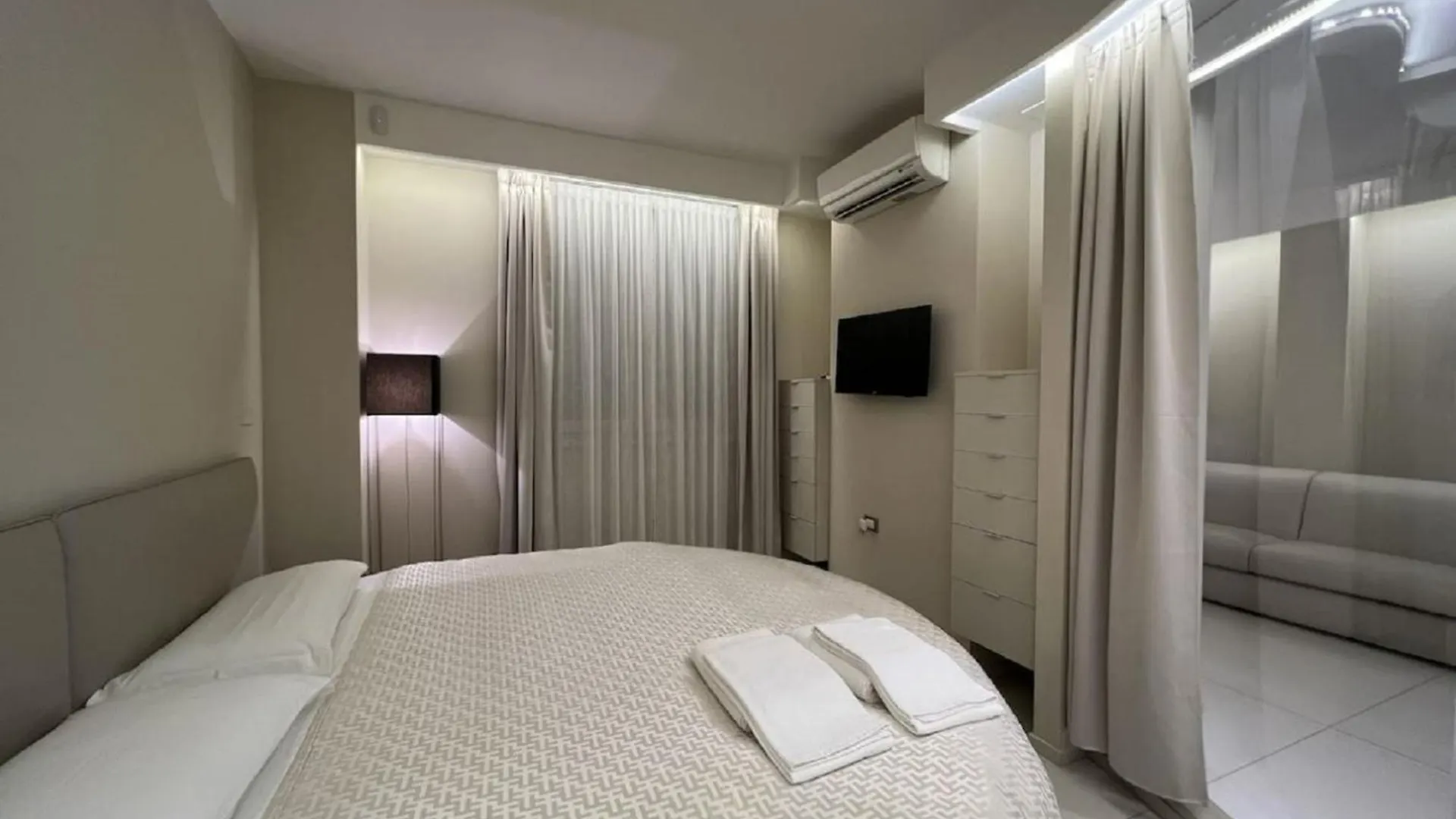 Casa With Private Pool - Forte Dei Marmi Querceta 0*,  Italy